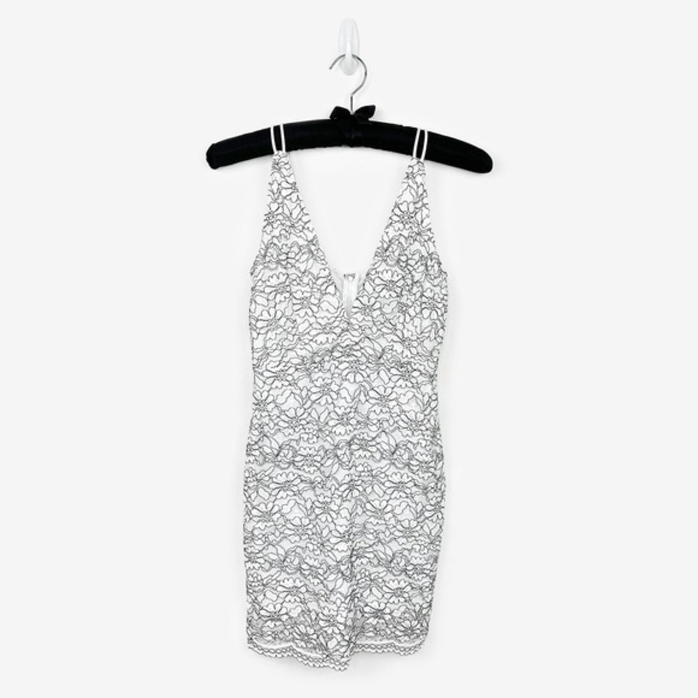 Superdown Larissa Lace Mini Dress Size S White Glam Party Event Wedding Guest